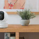Type-C Caméra EZVIZ panoramique et inclinable pour maison intelligente